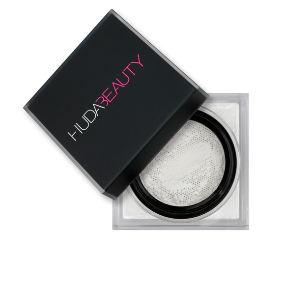 NWT HUDA BEAUTY: Easy Bake Loose Baking & Setting Powder in Sugar Cookie - Picture 1 of 5